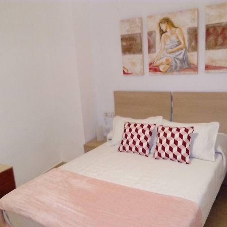 Apartamento Dos Aceras Málaga Exteriör bild
